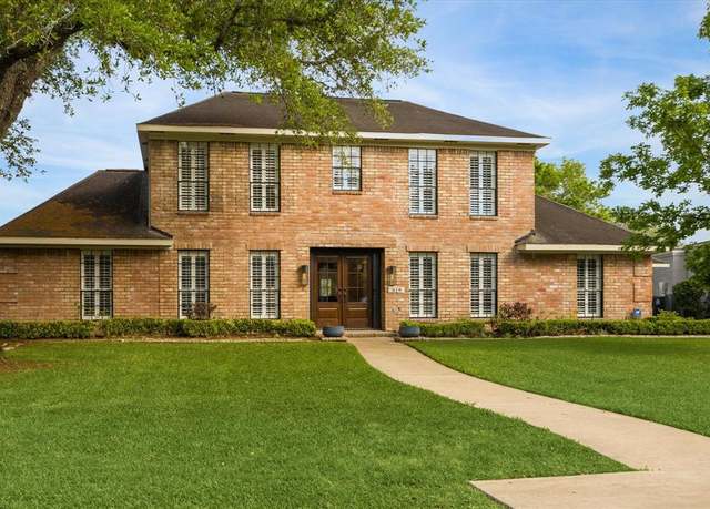 Property at 619 Chevy Chase Cir, Sugar Land, TX 77478, 5 beds, 4 baths