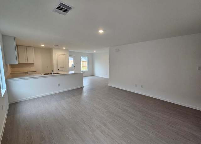 Property at 12110 Kellsway Ct, Conroe, TX 77306, 3 beds, 2 baths