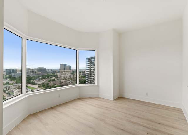 Property at 2001 Holcombe Blvd #1905, Houston, TX 77030, 2 beds, 2 baths