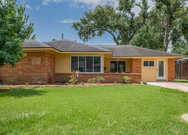 Property at 5123 Saxon Dr, Houston, TX 77092, 3 beds, 2 baths