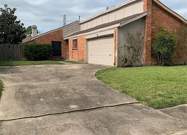 Property at 6826 Songbrook Dr, Houston, TX 77083, 2 beds, 2 baths