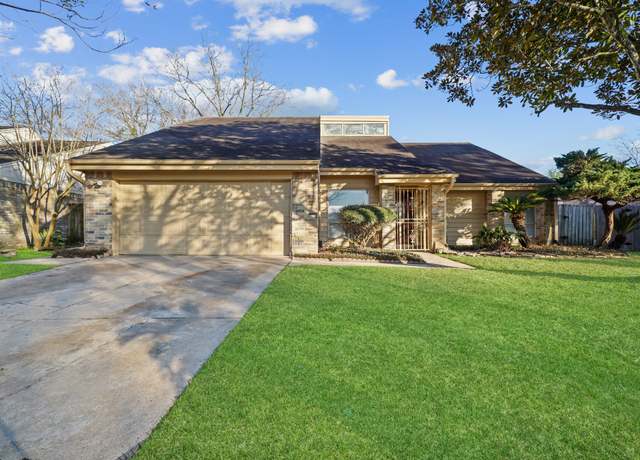 Property at 1218 New Tree Ln, Missouri City, TX 77489, 4 beds, 3 baths