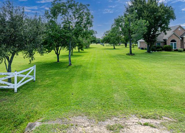 Property at 2123 Lee Rd, Pearland, TX 77581