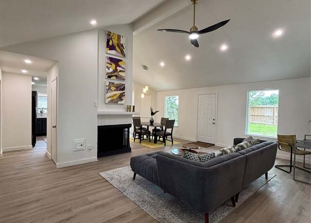 Property at 10646 Thunderhead Ct, Houston, TX 77064, 3 beds, 2 baths