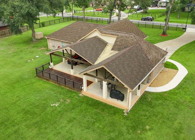 Property at 8518 Kerr Dr, Tomball, TX 77375, 3 beds, 2 baths