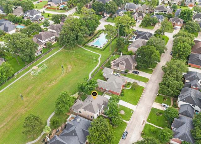 Property at 31318 Bearing Star Ln, Tomball, TX 77375, 4 beds, 2.5 baths