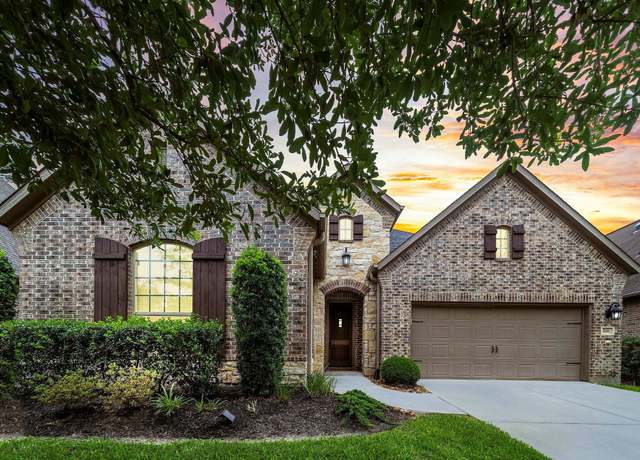 Property at 106 Lily Green Ct, Conroe, TX 77304, 3 beds, 2.5 baths