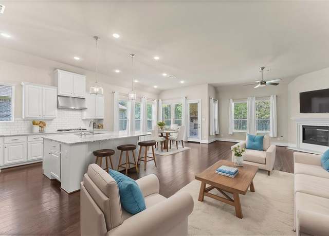 Property at 106 Lily Green Ct, Conroe, TX 77304, 3 beds, 2.5 baths
