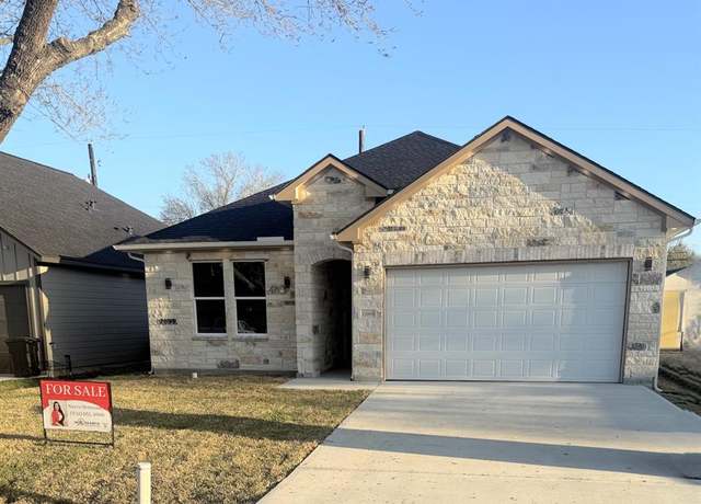 Property at 11009 San Jacinto Dr, La Porte, TX 77571, 4 beds, 2 baths