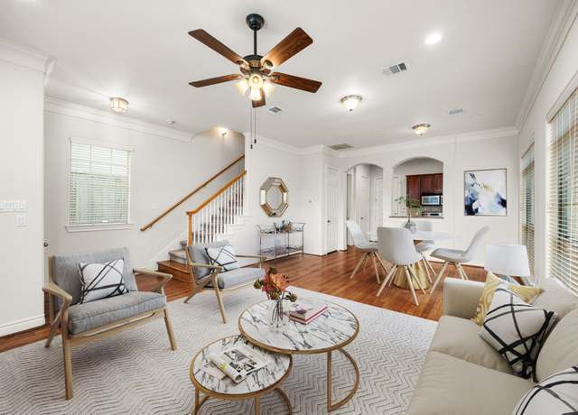 Property at 9030 Lakes At 610 Dr, Houston, TX 77054, 3 beds, 2.5 baths