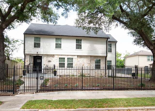 Property at 2817 Southmore Blvd, Houston, TX 77004, 12 beds, 5 baths