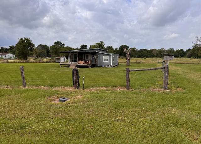 Property at 20142 Bracewell Rd, Bedias, TX 77831, 1 bath