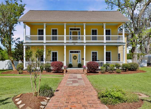 Property at 582 County Road 703, West Columbia, TX 77486, 4 beds, 4 baths
