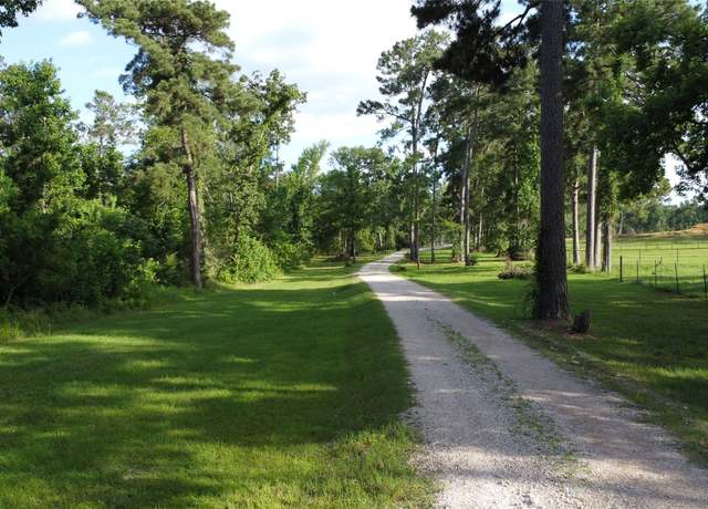 Property at 856 Hwy 150, New Waverly, TX 77358