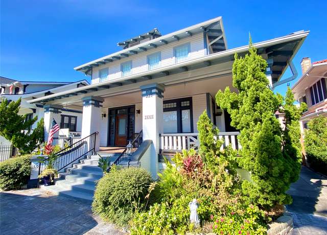 Property at 2608 Avenue O, Galveston, TX 77550, 7 beds, 3.5 baths