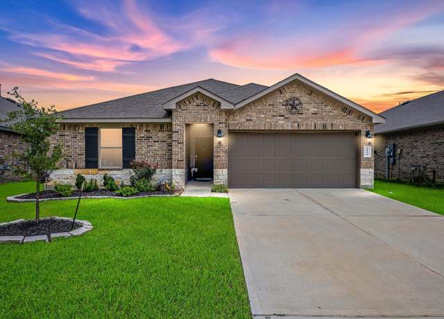 Property at 3830 Willow Valley Ct, Conroe, TX 77301, 3 beds, 2 baths