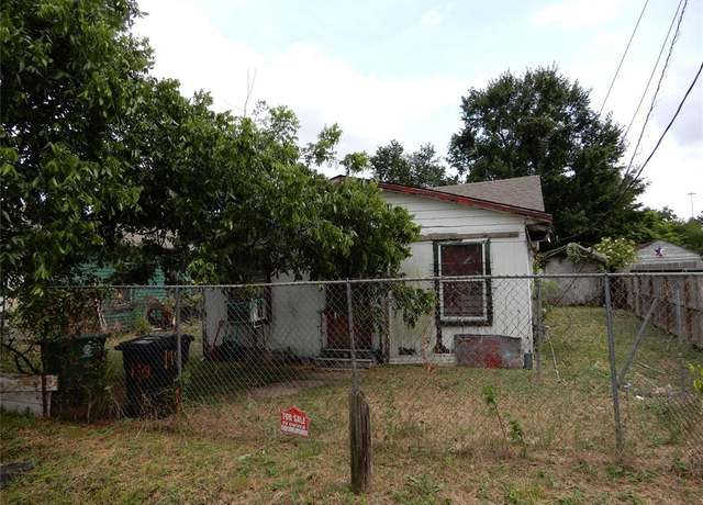 Property at 110 Frawley St, Houston, TX 77009, 2 beds, 1 bath