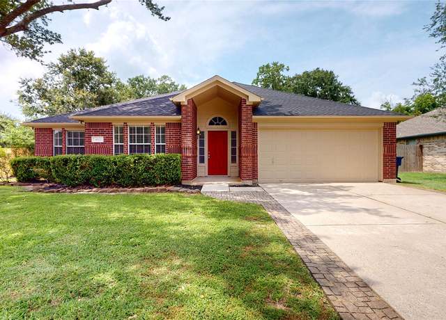 Property at 4522 Sioux St, Baytown, TX 77521, 3 beds, 2 baths