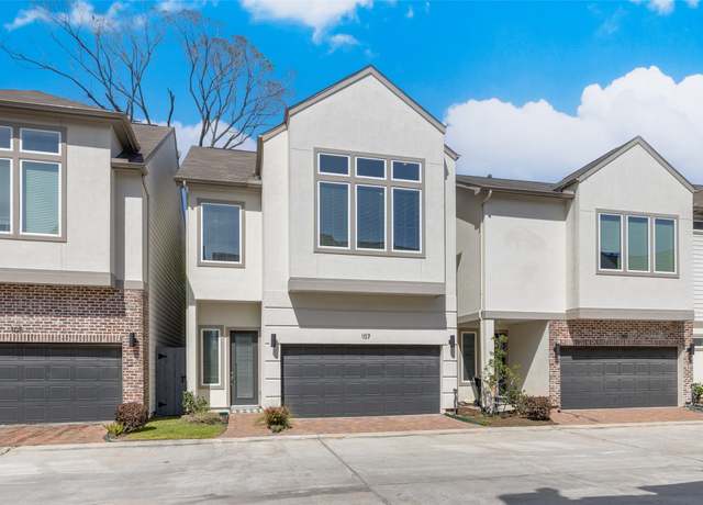 Property at 107 Knightsbridge Park Ln, Houston, TX 77018, 3 beds, 2.5 baths