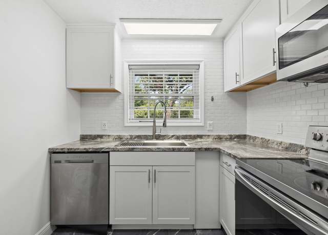 Property at 7900 Westheimer Rd #121, Houston, TX 77063, 2 beds, 1 bath