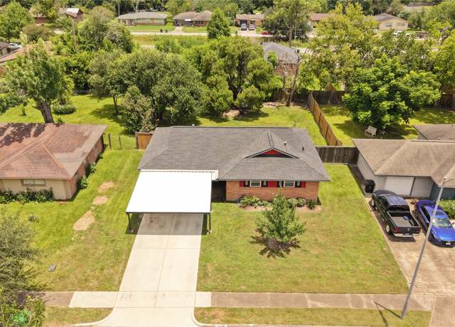 Property at 2914 Dragonwick Dr, Houston, TX 77045, 3 beds, 1 bath