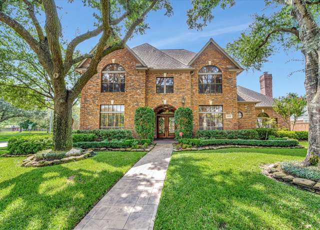 Property at 14618 Windy Ridge Ln, Houston, TX 77062, 4 beds, 3.5 baths
