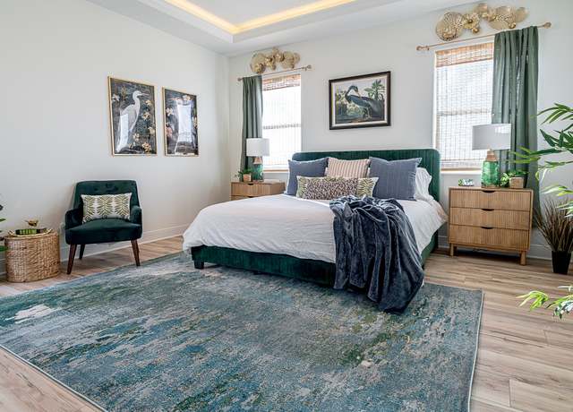 Property at 512 Caplen Shores Cir, Gilchrist, TX 77617, 4 beds, 3 baths
