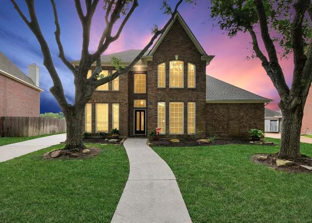 Property at 6106 Hansford Ln, Sugar Land, TX 77479, 4 beds, 2.5 baths