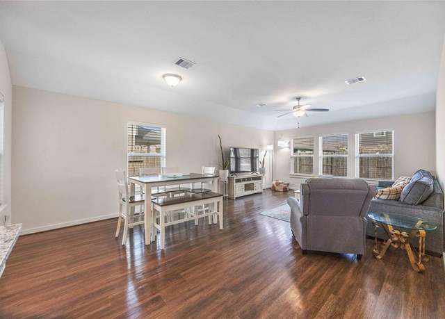 Property at 9211 Melmack Dr, Rosharon, TX 77583, 3 beds, 2 baths
