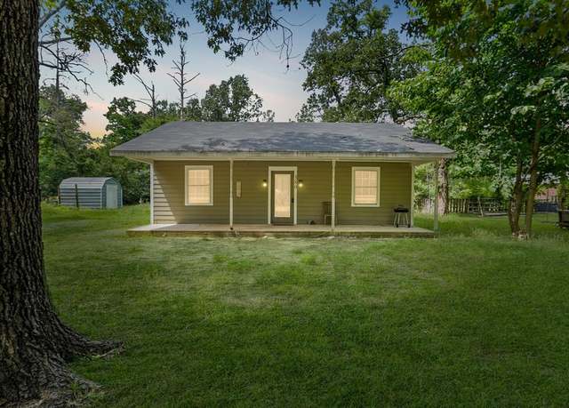 Property at 380 Rae Ann Blvd, Livingston, TX 77351, 2 beds, 1 bath