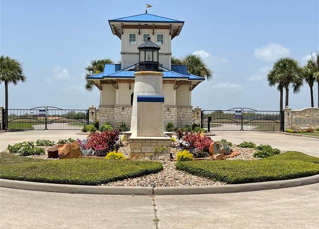 Property at 3037 Sandy Ln, Palacios, TX 77465