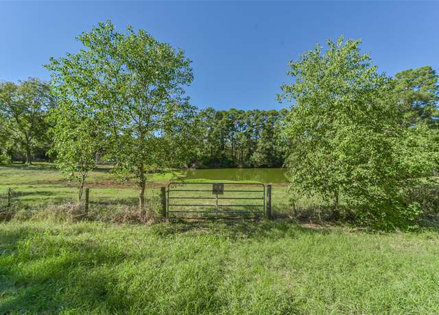 Property at 140 Little Road Loop, New Waverly, TX 77358