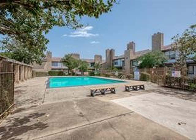 Property at 6633 W Airport Blvd #812, Houston, TX 77035, 2 beds, 2 baths