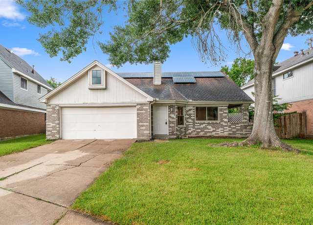 Property at 1714 Regal Blue Ct, Fresno, TX 77545, 3 beds, 2 baths