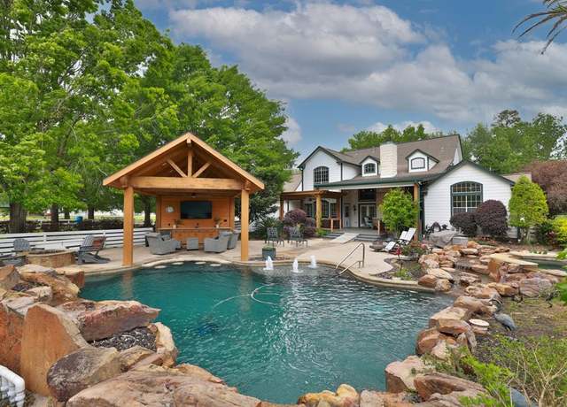 Property at 12125 Zion Rd, Tomball, TX 77375, 4 beds, 3.5 baths