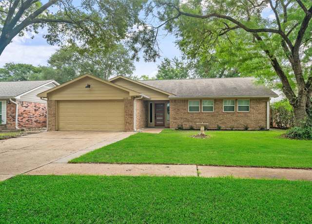 Property at 16330 Autumn Wind Dr, Houston, TX 77090, 3 beds, 2 baths
