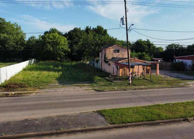 Property at 4746 Reed Rd, Houston, TX 77033
