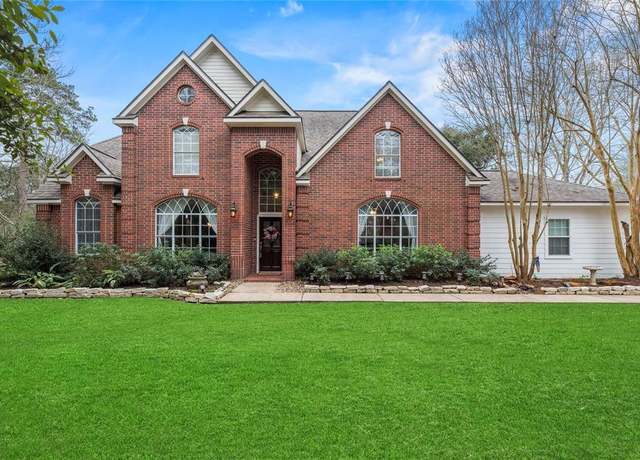 Property at 18919 Wildrose Ln, Tomball, TX 77377, 4 beds, 3.5 baths