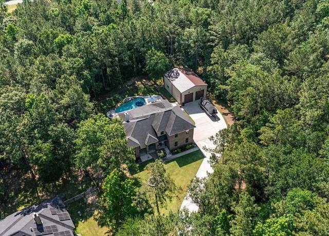 Property at 10911 Maddys Ct, Montgomery, TX 77316, 5 beds, 3 baths