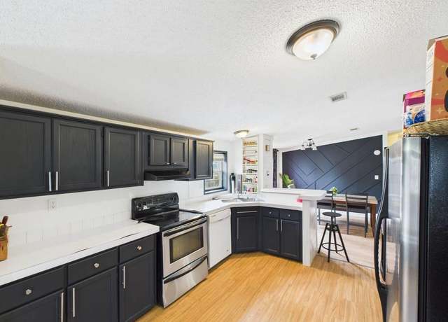 Property at 986 Road 5806, Cleveland, TX 77327, 3 beds, 2 baths