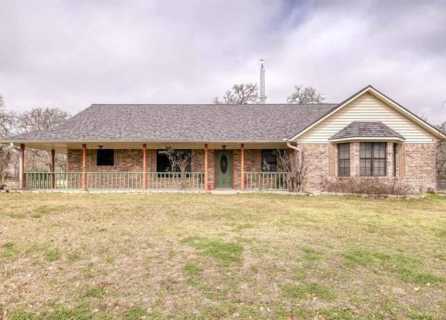 Property at 2101 N Berlin Rd, Brenham, TX 77833, 3 beds, 2 baths