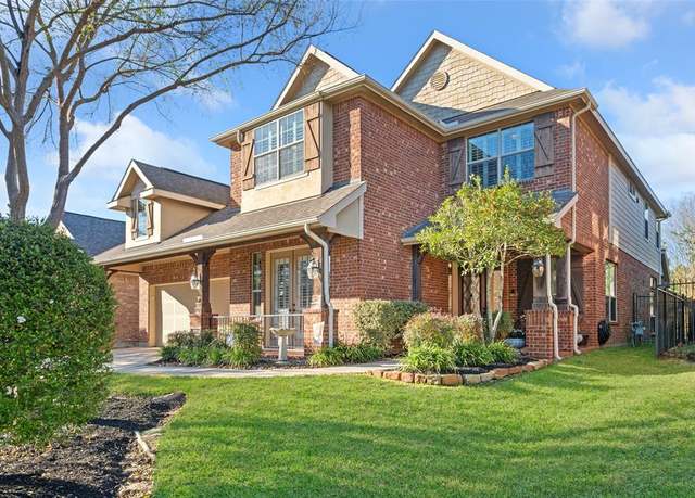 Property at 207 N Vershire Cir, The Woodlands, TX 77354, 4 beds, 3.5 baths