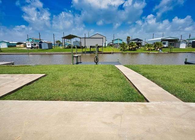 Property at 136 County Rd 204 Way, Sargent, TX 77414