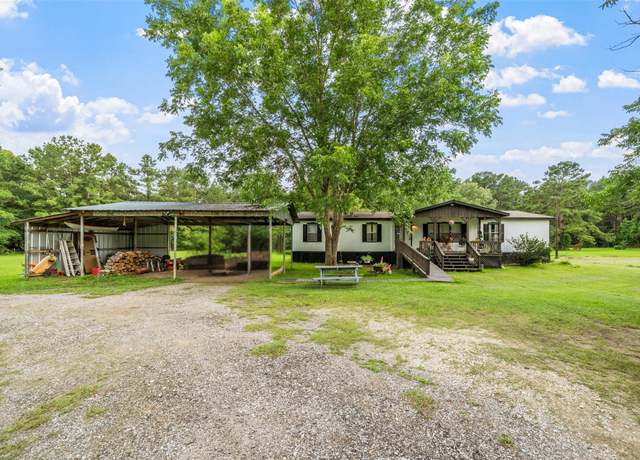 Property at 172 Jackson Rd, Coldspring, TX 77331, 3 beds, 2 baths