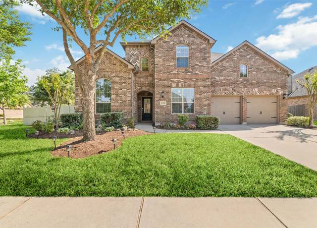 Property at 8158 Threadtail St, Conroe, TX 77385, 5 beds, 4 baths