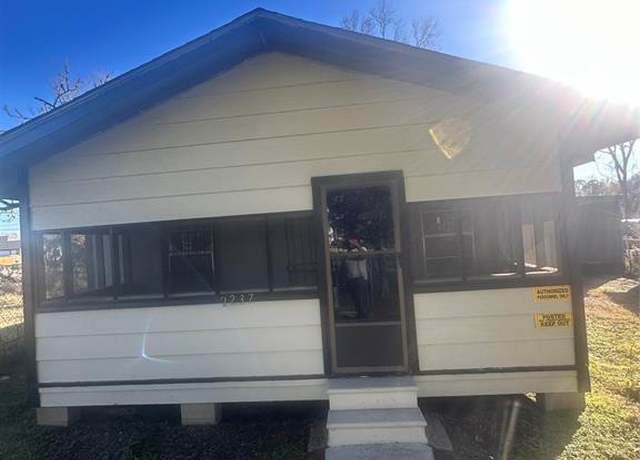 Property at 2237 Wilburforce St, Houston, TX 77091, 3 beds, 2 baths