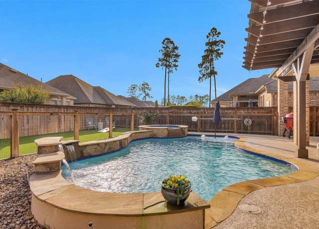 Property at 4320 Silver Oak Pl, Spring, TX 77386, 4 beds, 3.5 baths