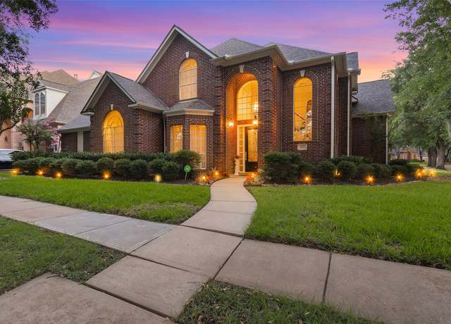 Property at 3402 Haywood Ct, Sugar Land, TX 77478, 5 beds, 3.5 baths