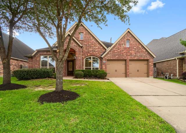 Property at 18615 Minden Oaks Dr, Spring, TX 77388, 4 beds, 3.5 baths