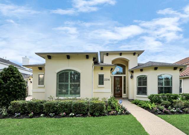 Property at 2214 Thicket Ridge Ln, Houston, TX 77077, 3 beds, 3.5 baths